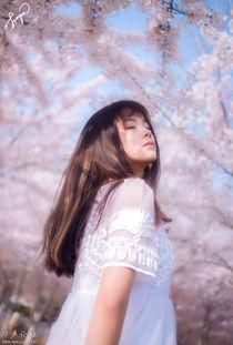老女人照片生活照,老女人生活照中的温馨时光